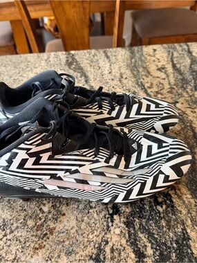 adidas Black & White Graphic Zigzag Soccer Cleats